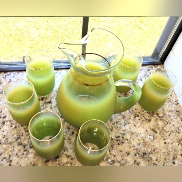 VINTAGE BLENDO FROSTED PITCHER AND GLASS SET - Picture 1 of 6